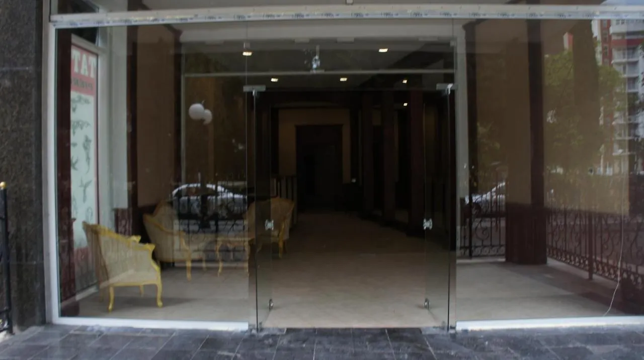 Miramar Front Beach Self Catering Apartments Napospart 0*,