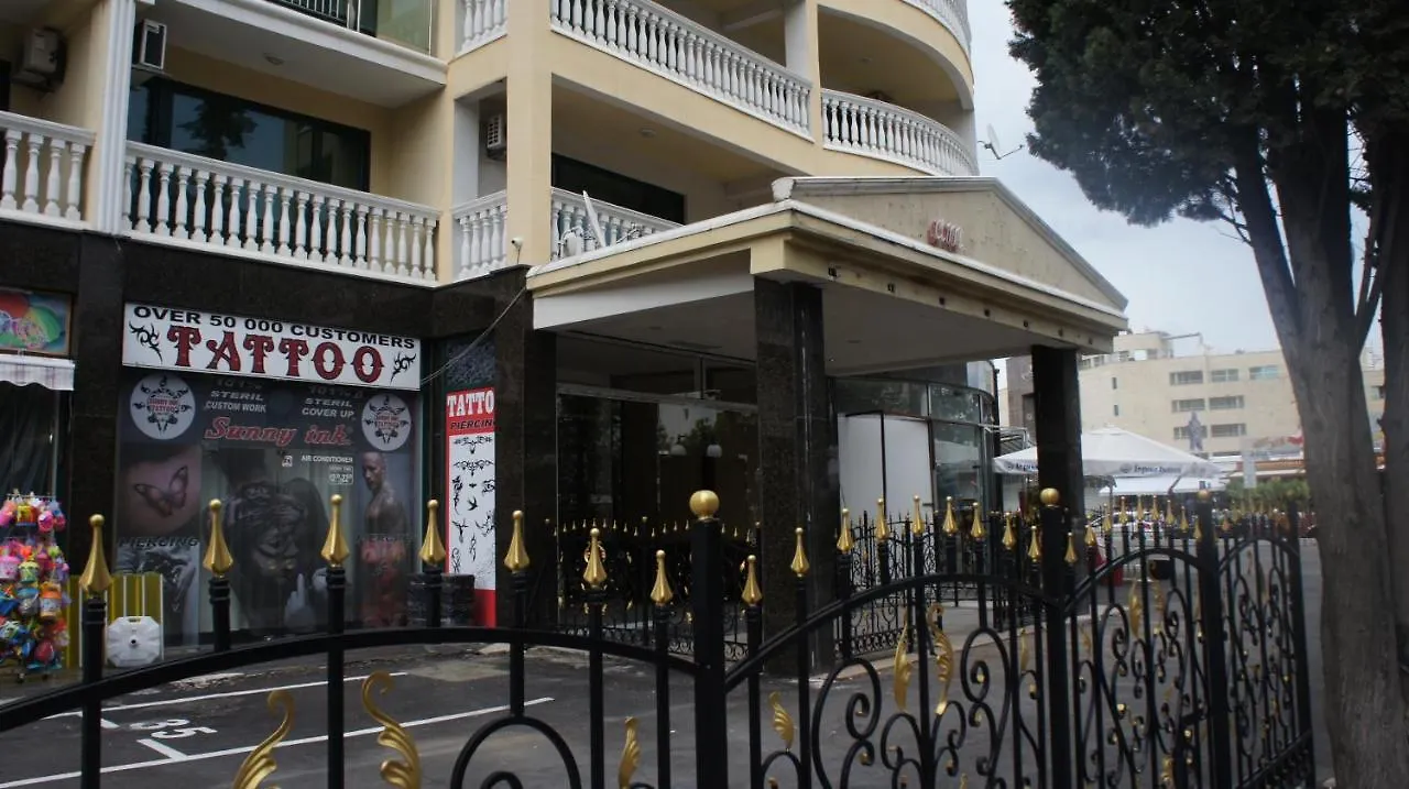 Miramar Front Beach Self Catering Apartments Napospart